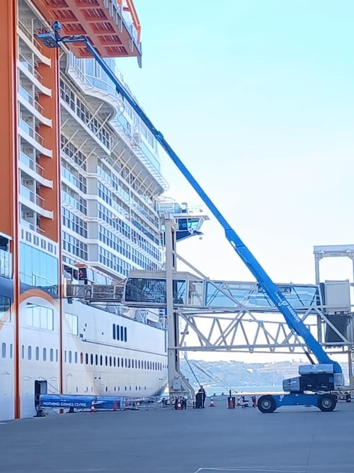 Aluguer de plataforma elevatória