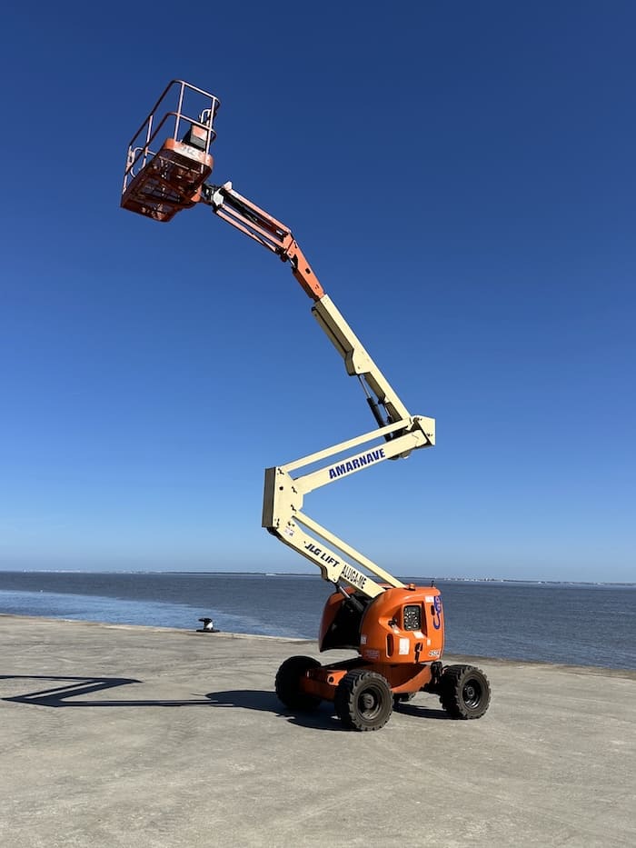 Aluguer de plataforma elevatória articulada Amarnave